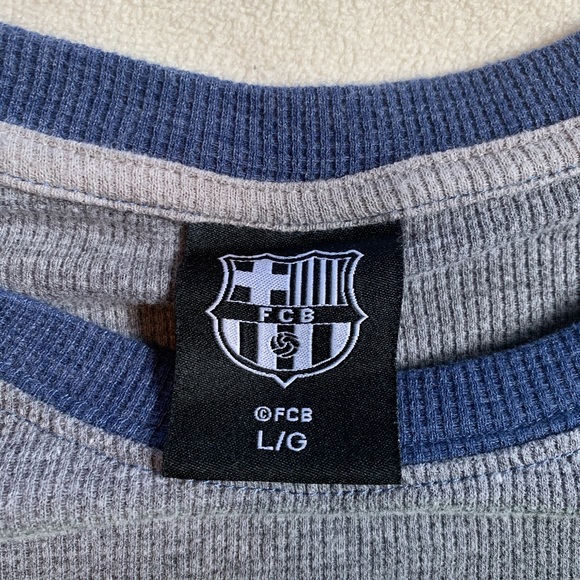 Men’s Large Barcelona Long Sleeve Waffle Tee - Picture 3 of 4